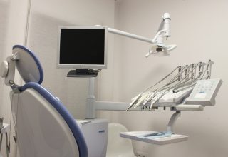 Стоматолог в Швеции