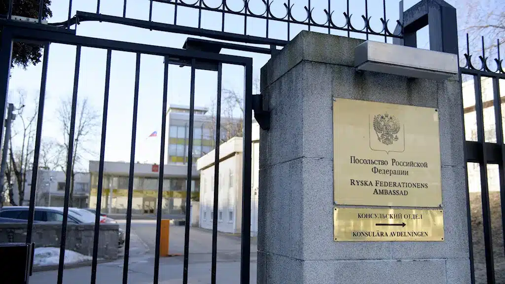 российских посольствах в Скандинавии