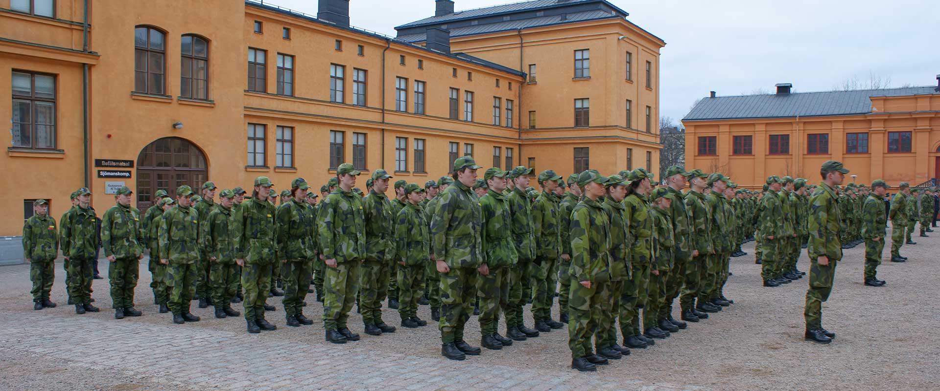 В Швеции 17 апреля стартуют масштабные военные учения