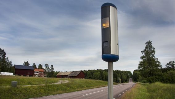 контроля скорости на дорогах Швеции