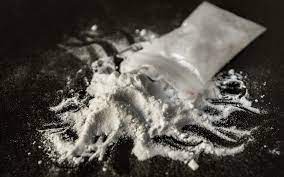 были обнаружены следы кокаина