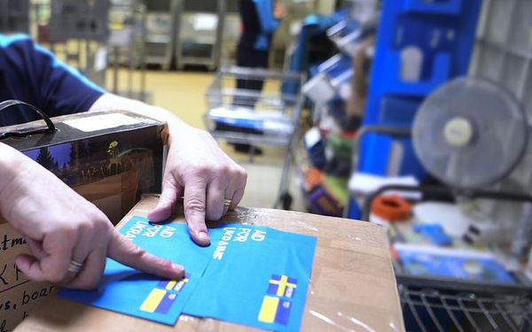 Шведская почта прекращает бесплатно доставлять посылки на Украину
