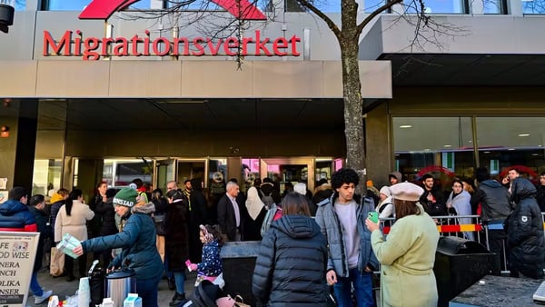 Власти Швеции начнут вносить украинских беженцев в реестр населения