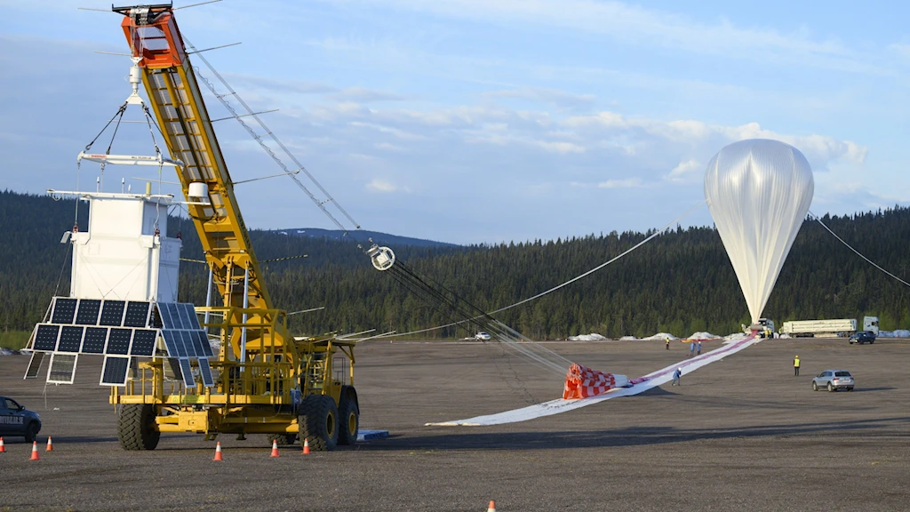 Время запуска гигантского исследовательского воздушного шара из арктической Швеции истекает