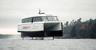 Продолжаются испытания электрического парома, поскольку шведская компания Candela готовится начать принимать первых регулярных пассажиров.