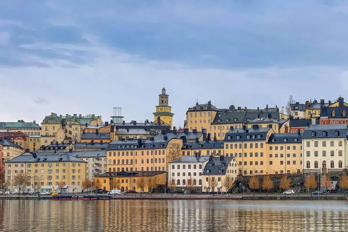 Стоит ли вам покупать дом в Швеции этим летом?