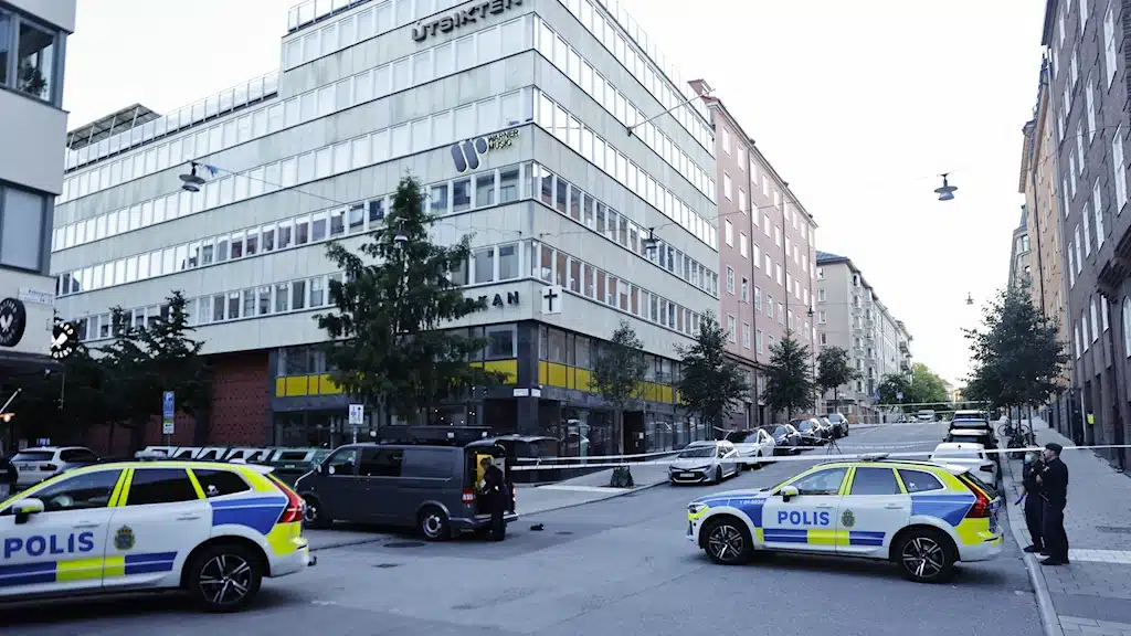 звукозаписи Warner Music