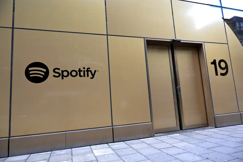 Шведская компания Spotify