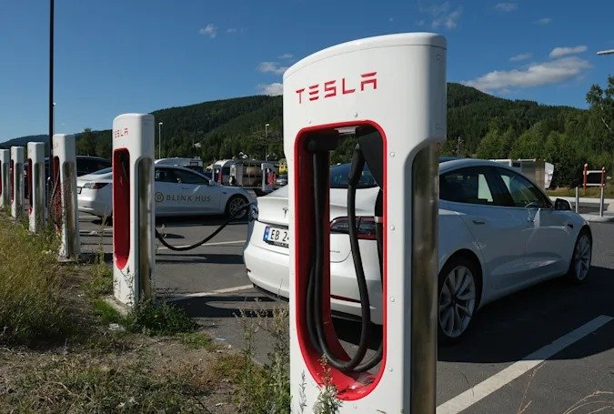 tesla в норвегии
