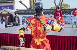 Человекоподобные роботы показывают, как далеко продвинулся Китай в области робототехники Человекоподобные роботы