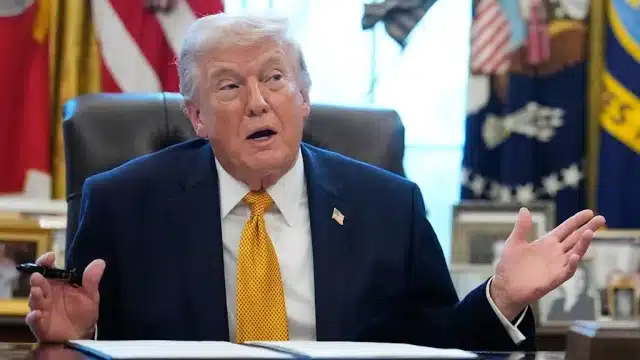 Президент США Трамп угрожает Ирану Президент США Трамп угрожает Ирану