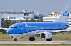 Авиакомпания отменяет 160 рейсов в Европе авиакомпания KLM отменяет 160 рейсов в Европе