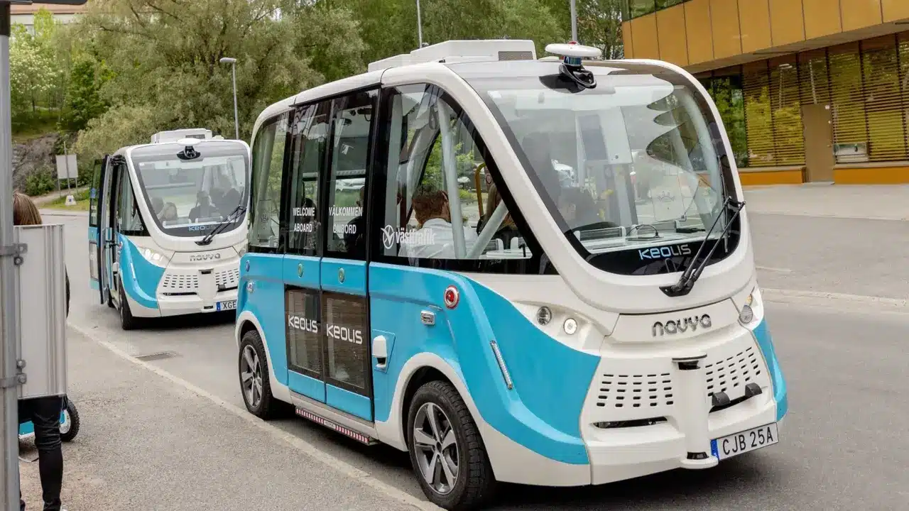 беспилотные автобусы с ИИ