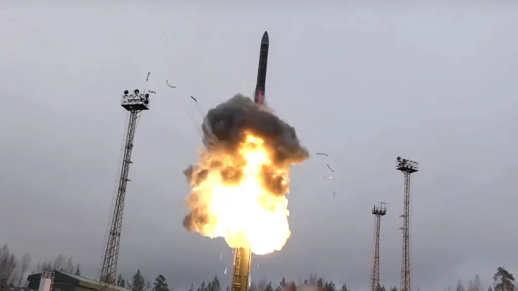 тактическое ядерное оружие