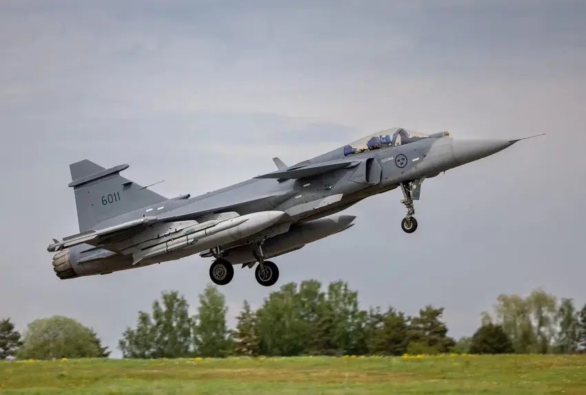 истребитель Jas 39 Gripen