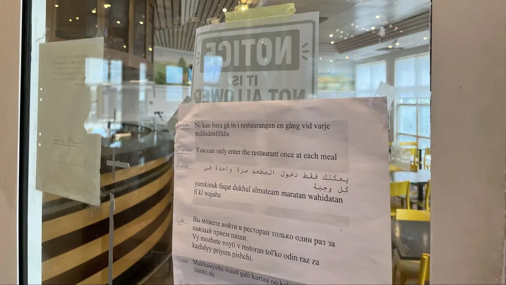 рядом с границей приёмных центров в Швеции